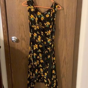 Topshop sunflower dress! Fully lined! Like new!
